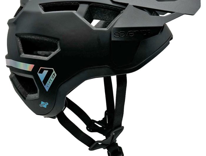 7iDP Project 21 Trail, XS/S, Black/Holographic NLA