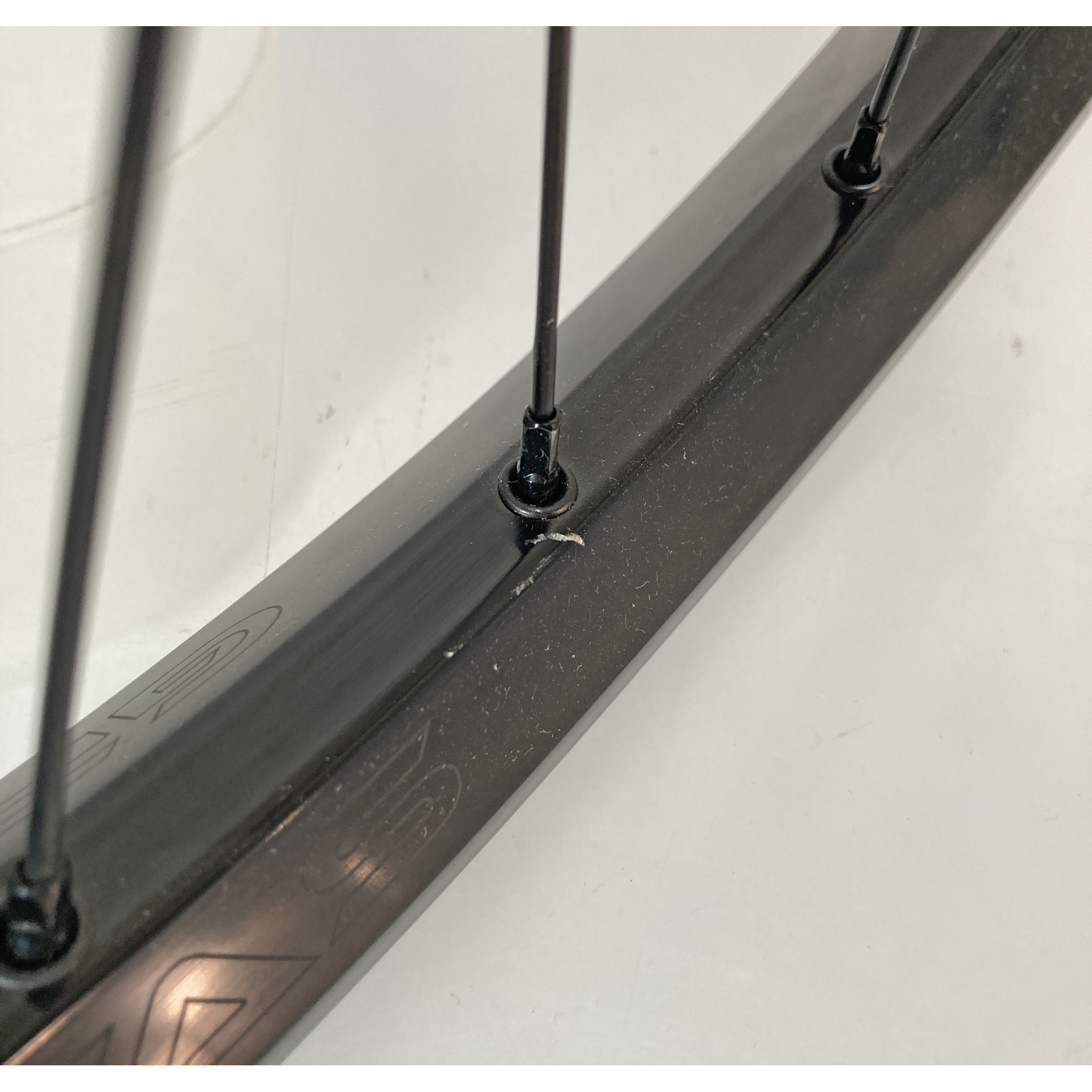 Halo BLEM Gravitas 27.5" Boost Front Wheel, 32h, Blk NLS - Imagen 2